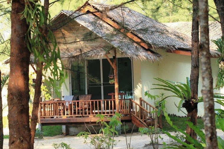 Hapla Beach Cottage Koh Kho Khao Island Exterior photo